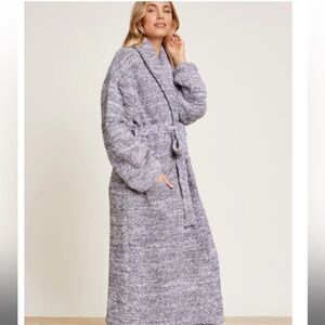Like New Barefoot Dreams CozyChic Robe